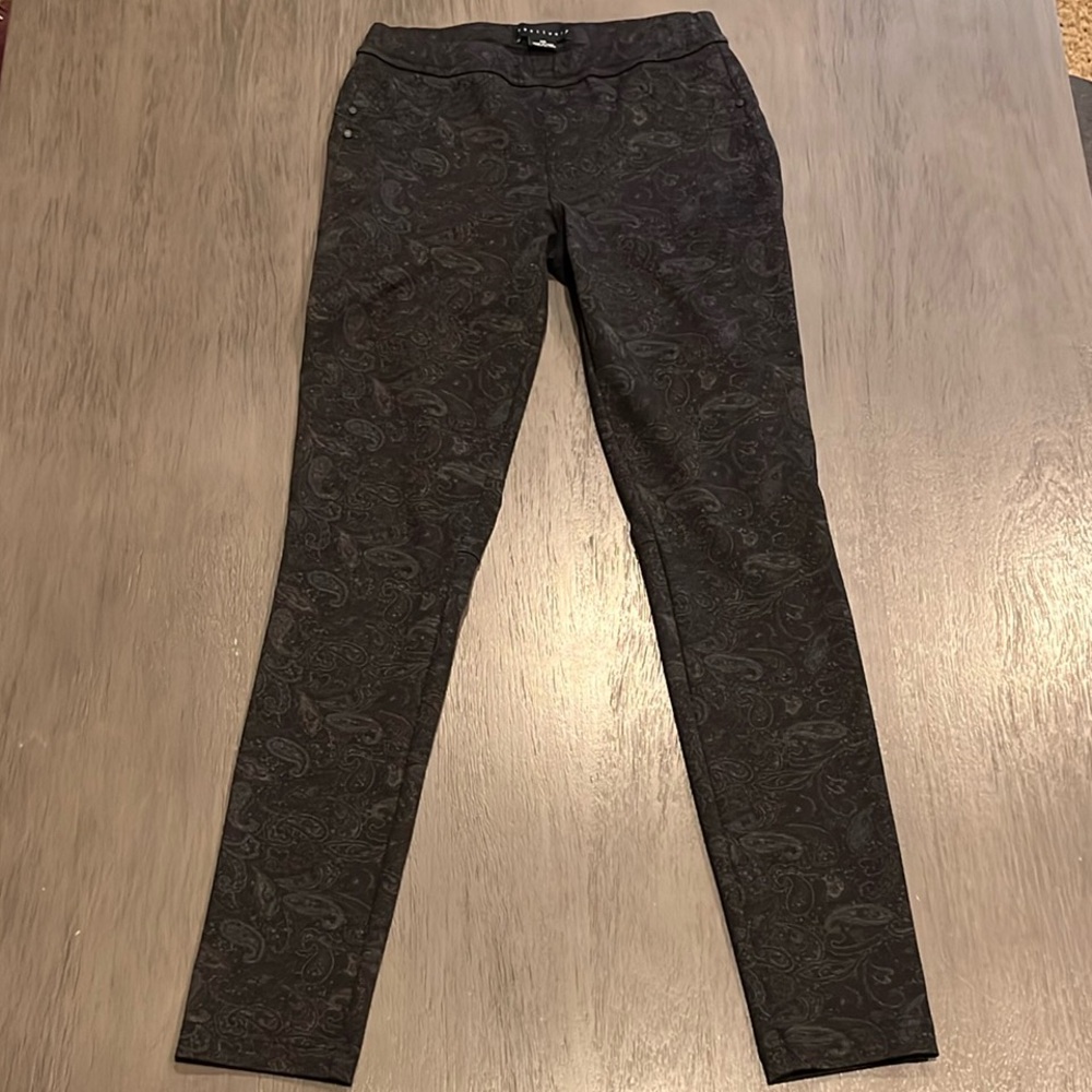 Sanctuary Black Paisley Skinny Pants